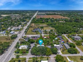 27 NE 18th Street, Homestead FL 33030