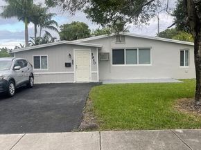 5920 NE 1st Terrace, Oakland Park FL 33334