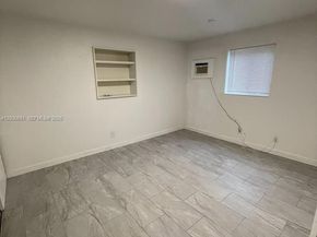 5920 NE 1st Terrace, Oakland Park FL 33334