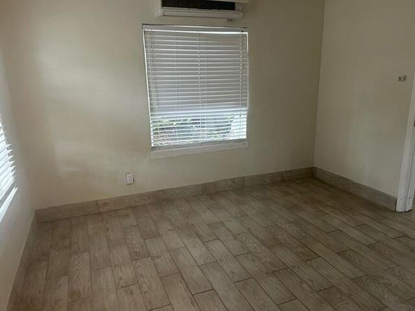 1839 SW 23rd Street, Fort Lauderdale FL 33315