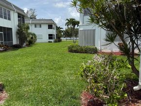3040 Lake Osborne Drive 111, Lake Worth Beach FL 33461