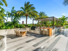 200 SE Mizner Boulevard 106, Boca Raton FL 33432