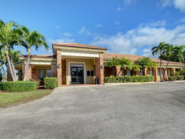 612 Cypress Key Drive, Atlantis FL 33462