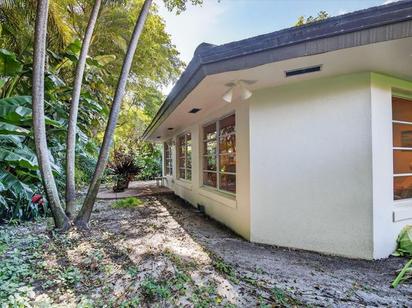 612 Cypress Key Drive, Atlantis FL 33462