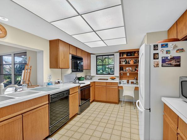 612 Cypress Key Drive, Atlantis FL 33462