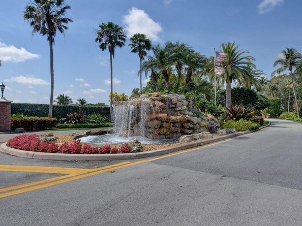 612 Cypress Key Drive, Atlantis FL 33462