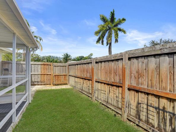 2520 SW 14th Court 45, Boynton Beach FL 33426
