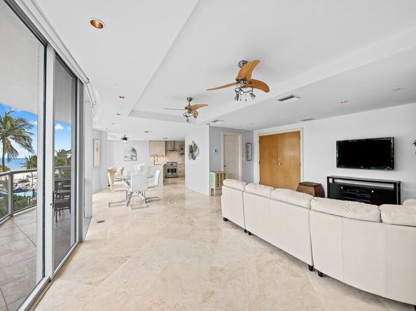 1200 Holiday Dr 208, Fort Lauderdale FL 33316