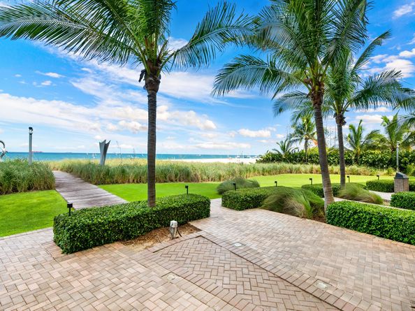 1200 Holiday Dr 208, Fort Lauderdale FL 33316