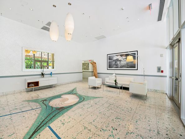 1200 Holiday Dr 208, Fort Lauderdale FL 33316