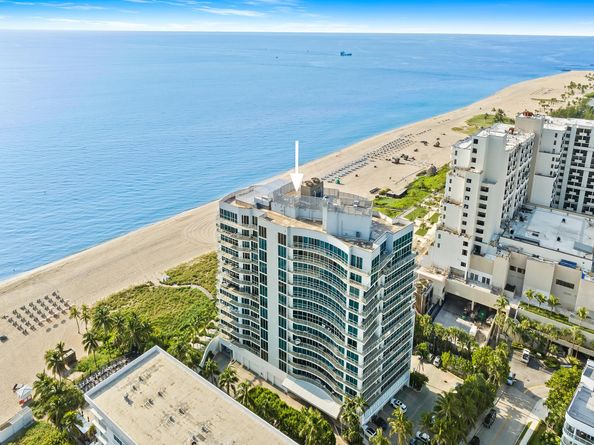 1200 Holiday Dr 208, Fort Lauderdale FL 33316