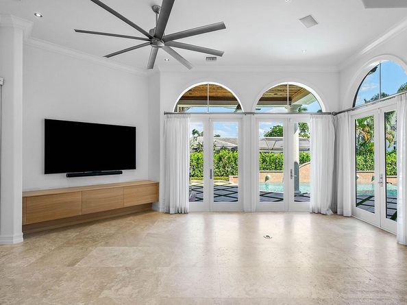 2124 W Maya Palm Drive, Boca Raton FL 33432