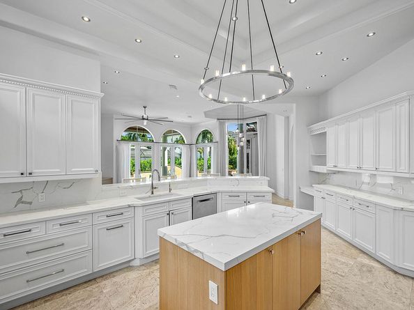 2124 W Maya Palm Drive, Boca Raton FL 33432