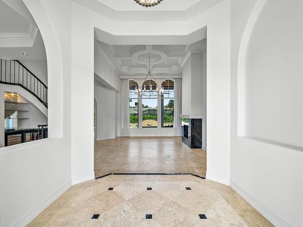 2124 W Maya Palm Drive, Boca Raton FL 33432