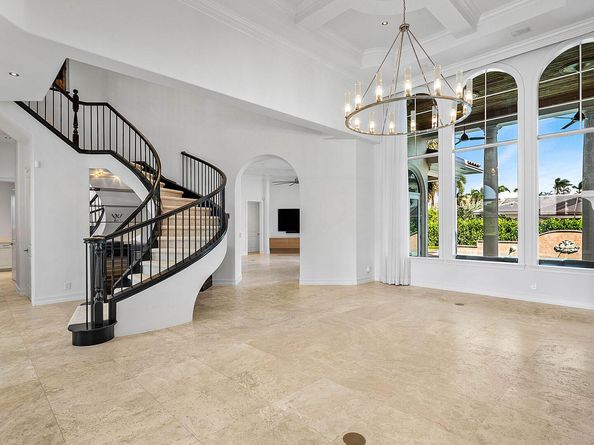 2124 W Maya Palm Drive, Boca Raton FL 33432
