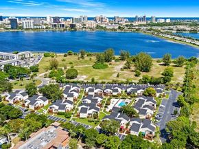 643 Executive Center Drive Q102, West Palm Beach FL 33401