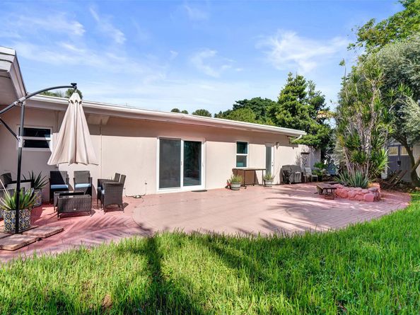1760 Bel Air Ave, Lauderdale By The Sea FL 33062