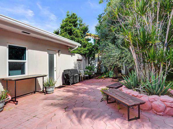 1760 Bel Air Ave, Lauderdale By The Sea FL 33062