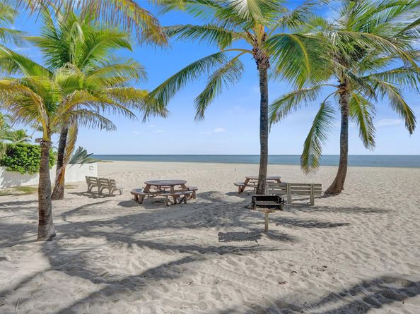 1760 Bel Air Ave, Lauderdale By The Sea FL 33062