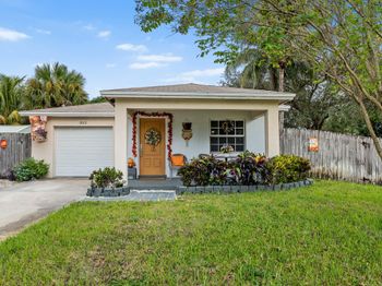 3112 NE 17th Ave