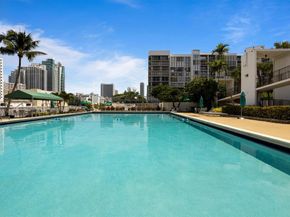 1000 Parkview Dr 1030, Hallandale Beach FL 33009