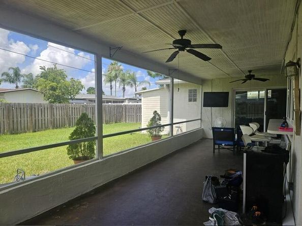 9761 NW 24th Place, Sunrise FL 33322