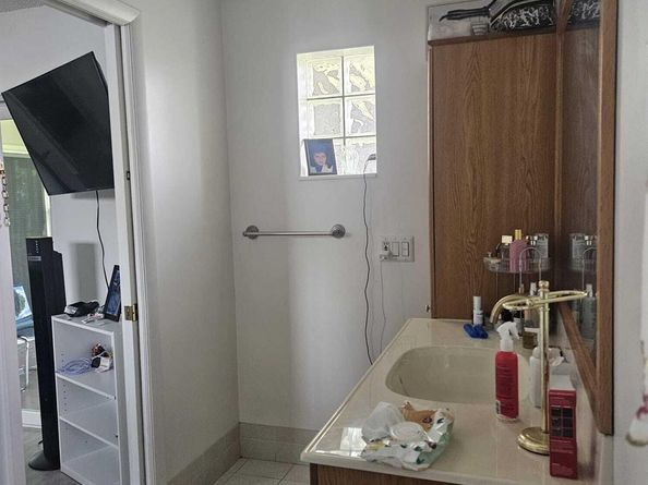 9761 NW 24th Place, Sunrise FL 33322