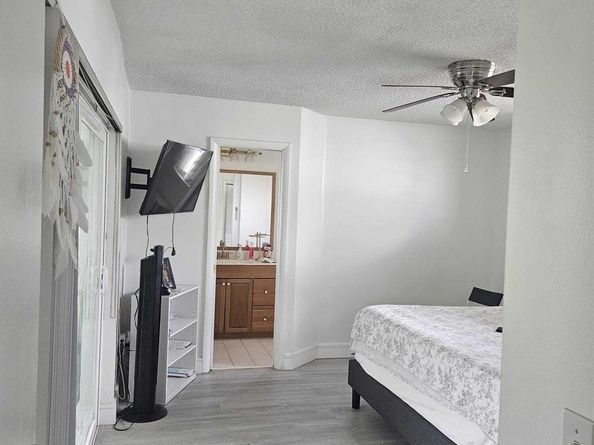 9761 NW 24th Place, Sunrise FL 33322