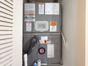 2217 NW 7th St 901, Miami FL 33125