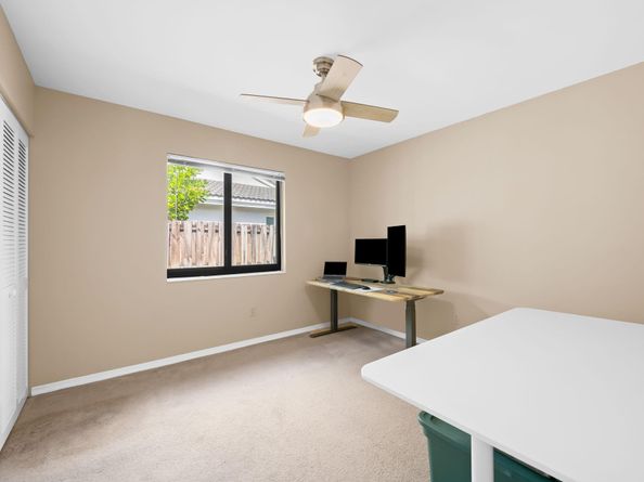 6221 Sedgewyck Cir W, Davie FL 33331