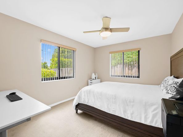 6221 Sedgewyck Cir W, Davie FL 33331