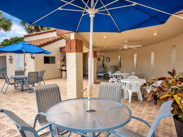 5598 Kiowa Circle, Boynton Beach FL 33437