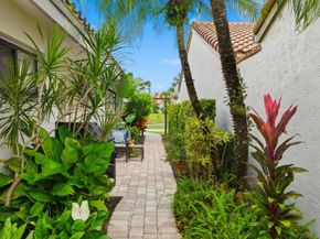 5598 Kiowa Circle, Boynton Beach FL 33437