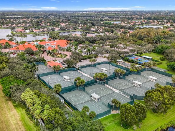 9499 Caserta St, Lake Worth FL 33467