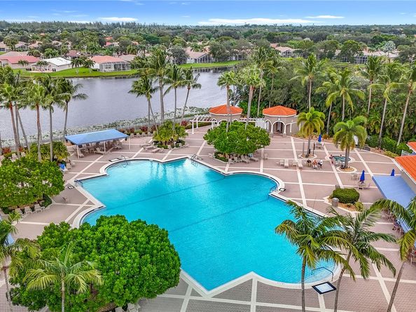 9499 Caserta St, Lake Worth FL 33467