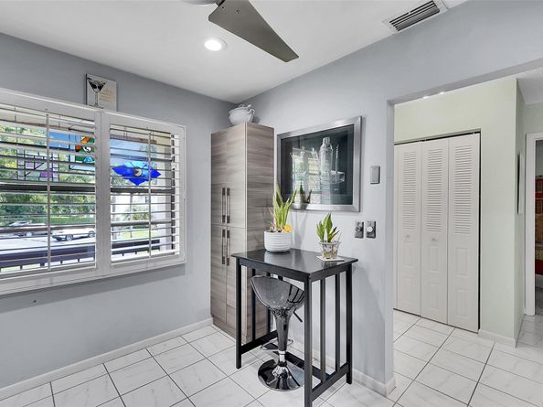 7951 Eastlake Dr D, Boca Raton FL 33433