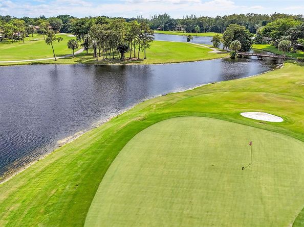 7951 Eastlake Dr D, Boca Raton FL 33433