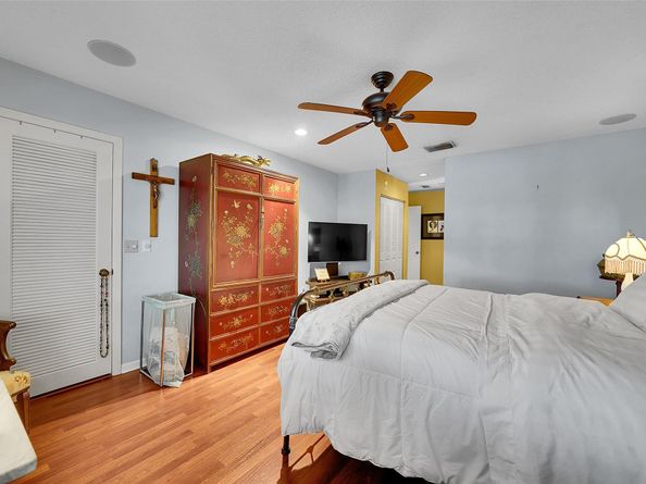 7951 Eastlake Dr D, Boca Raton FL 33433