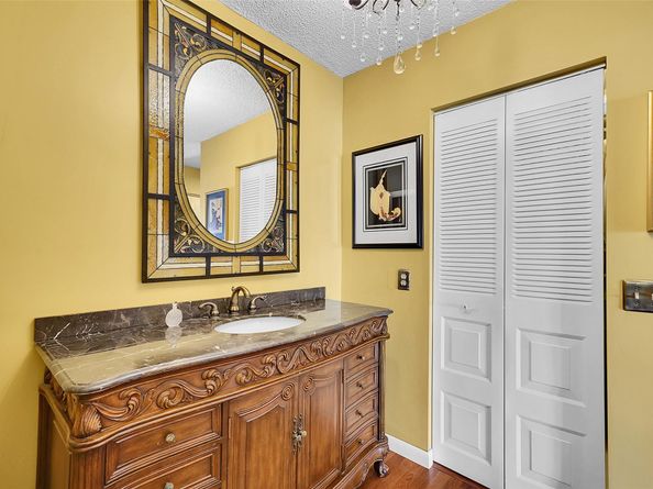 7951 Eastlake Dr D, Boca Raton FL 33433
