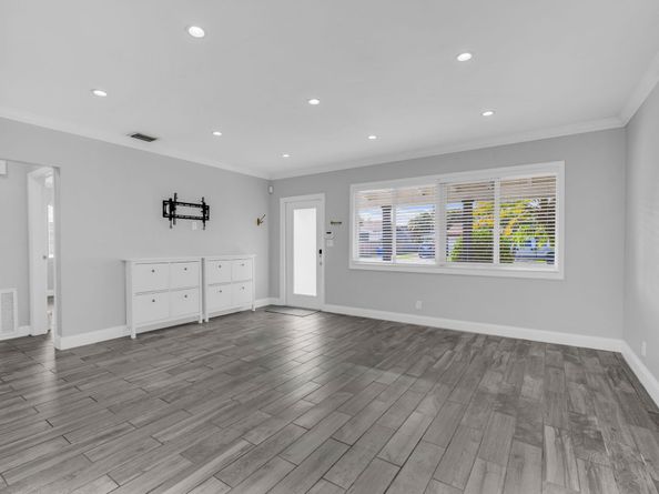 915 N 31st Rd, Hollywood FL 33021