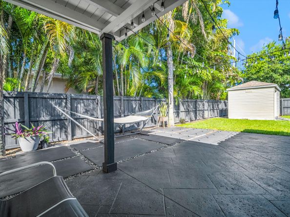 915 N 31st Rd, Hollywood FL 33021