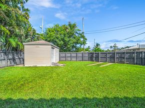 915 N 31st Rd, Hollywood FL 33021