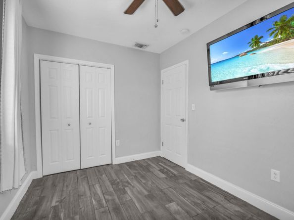 915 N 31st Rd, Hollywood FL 33021