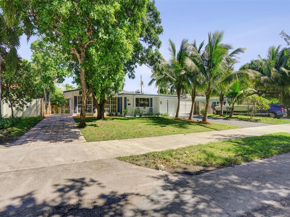 1220 NE 26th Ave, Pompano Beach FL 33062