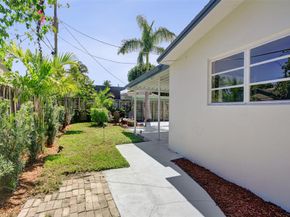 1220 NE 26th Ave, Pompano Beach FL 33062