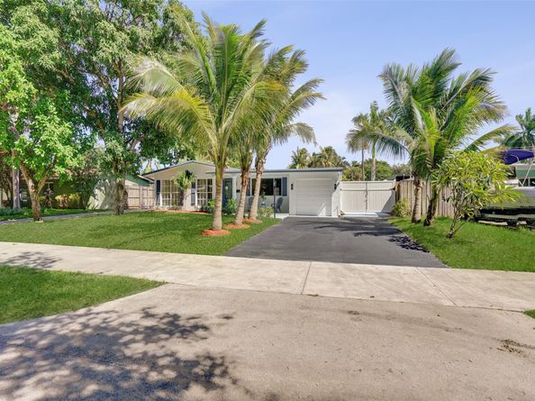 1220 NE 26th Ave, Pompano Beach FL 33062