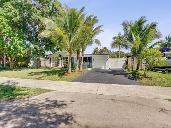 1220 NE 26th Ave, Pompano Beach FL 33062