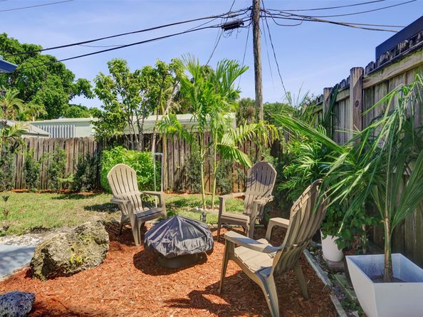1220 NE 26th Ave, Pompano Beach FL 33062