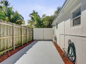1220 NE 26th Ave, Pompano Beach FL 33062