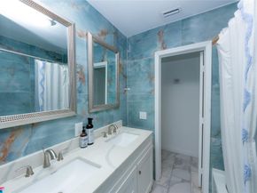 425 NW 122nd St, North Miami FL 33168